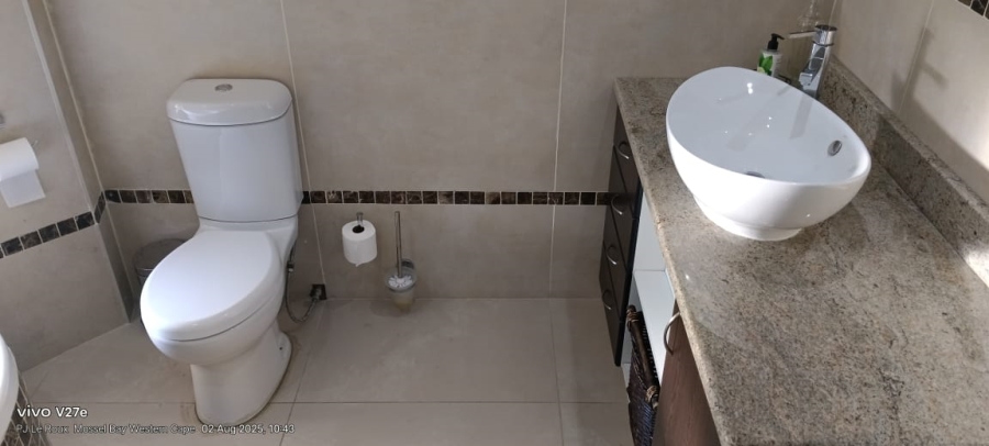 7 Bedroom Property for Sale in Dana Bay Western Cape